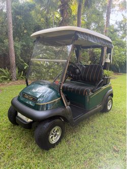 SUPER CLEAN 48 VOLT CLUB CAR PRECEDENT GOLF CART!! RUNS AND DROVES GREAT!!
