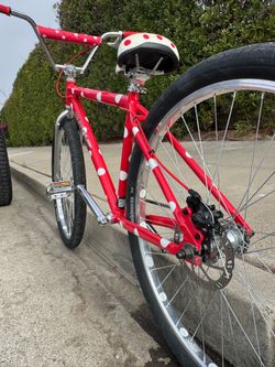 Throne 29” GOoN