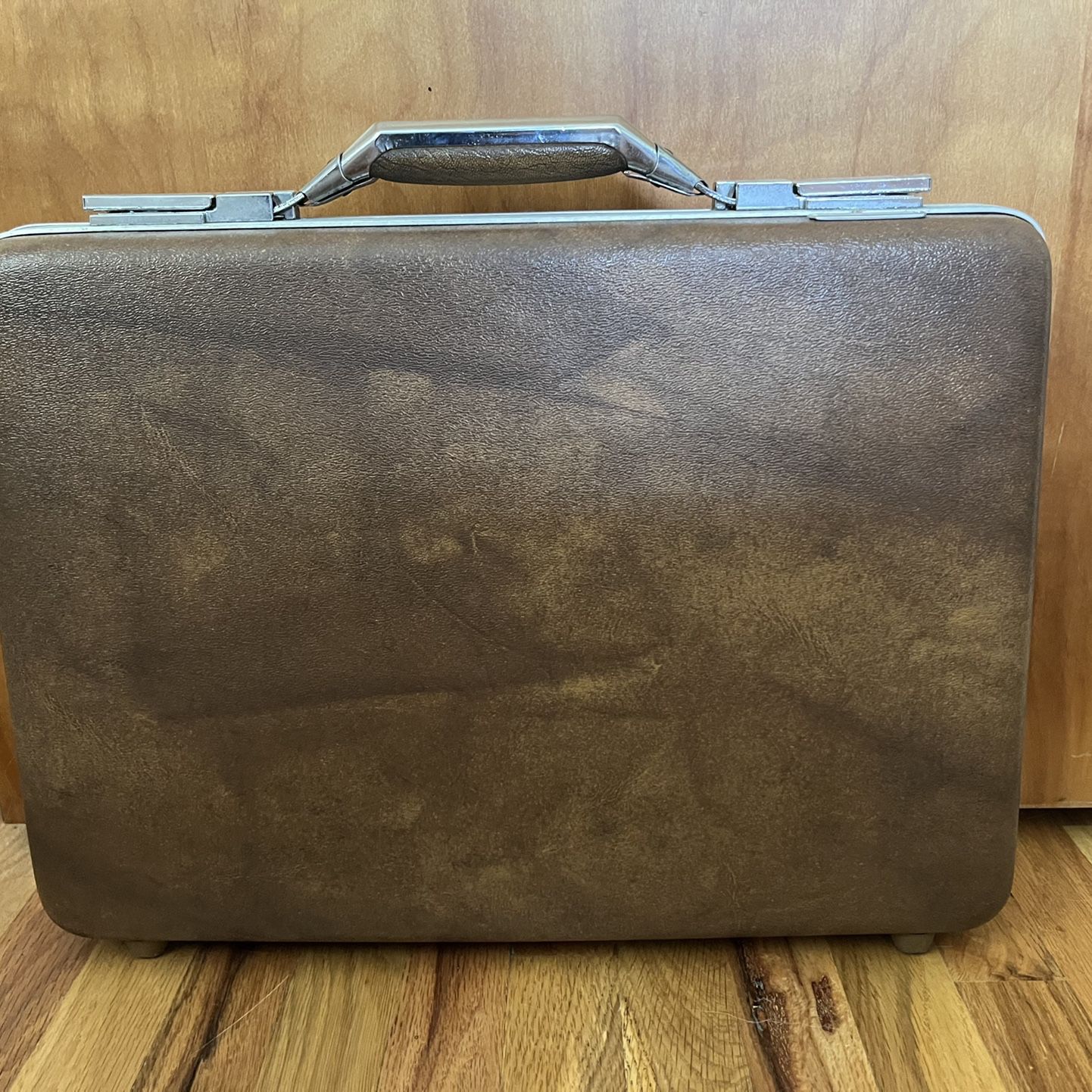 70's Vintage LV Briefcase for Sale in Phoenix, AZ - OfferUp