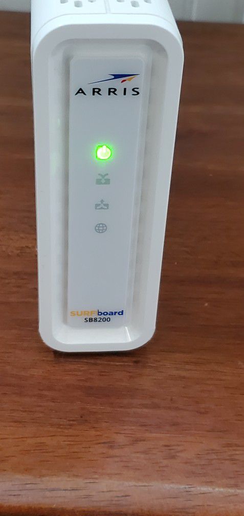Arris Surfboard SB8200 DOCSIS 3.1 Cable Modem - Approved for Comcast Xfinity, Cox, Charter, Spectrum and More. 