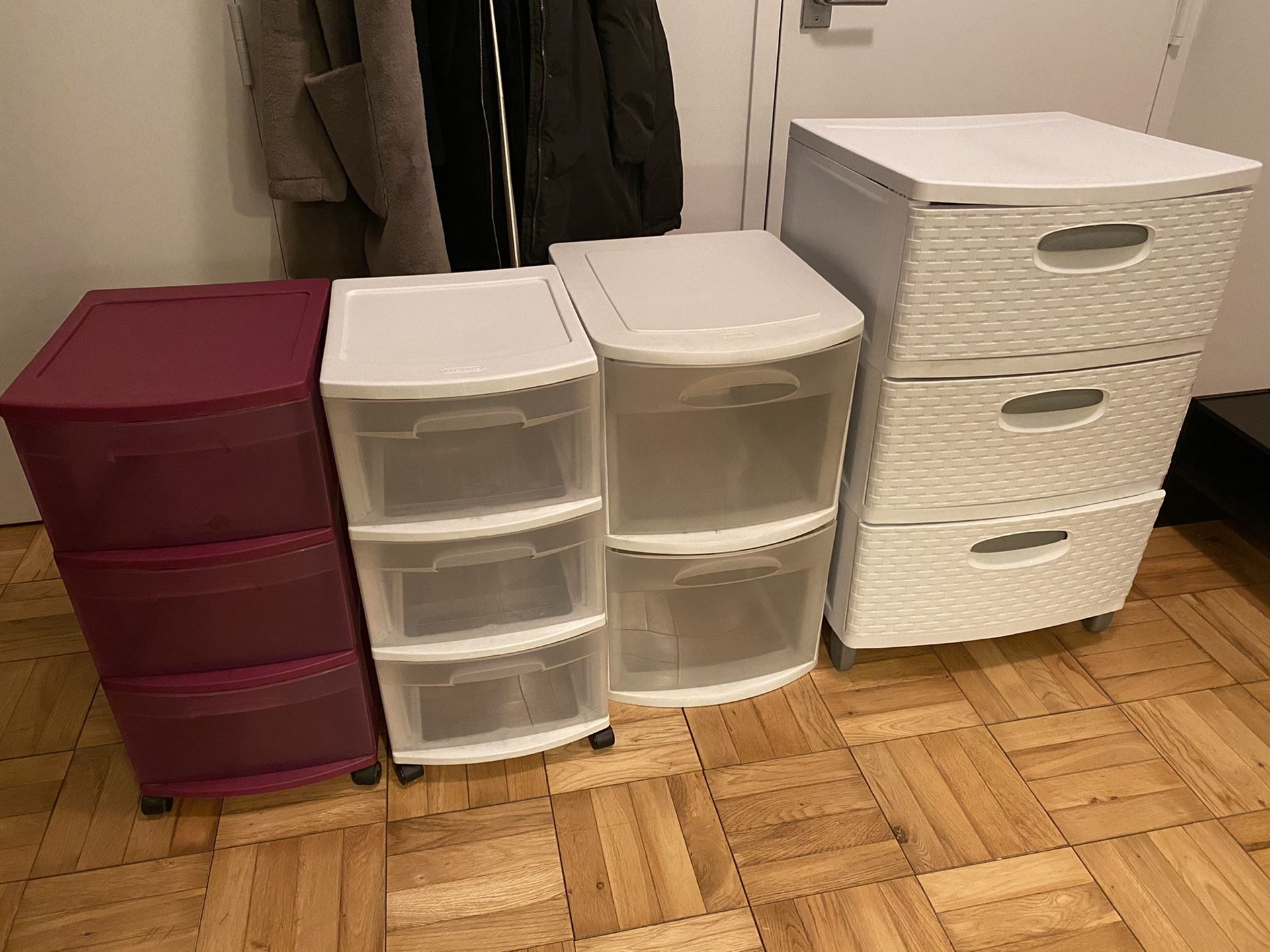 Selling plastic drawers! $5 for small / $10 for big