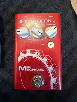 TC Helicon Mic Mechanic Vocal Effects Pedal