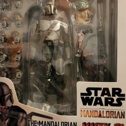 STARWARS THE MANDALORIAN AND CHILD