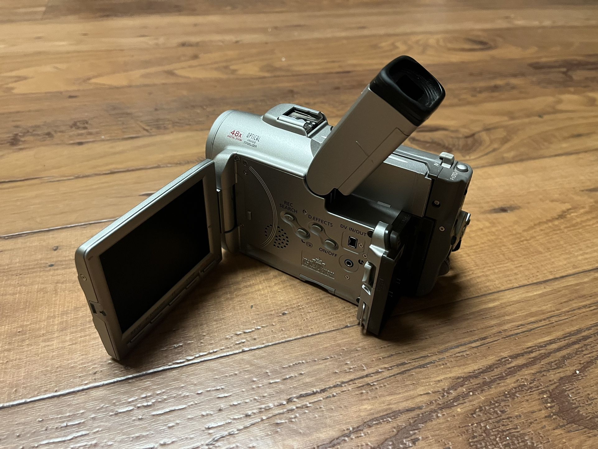 CANON OPTURA PI 3.5 48X DIGITAL ZOOM CAMCORDER