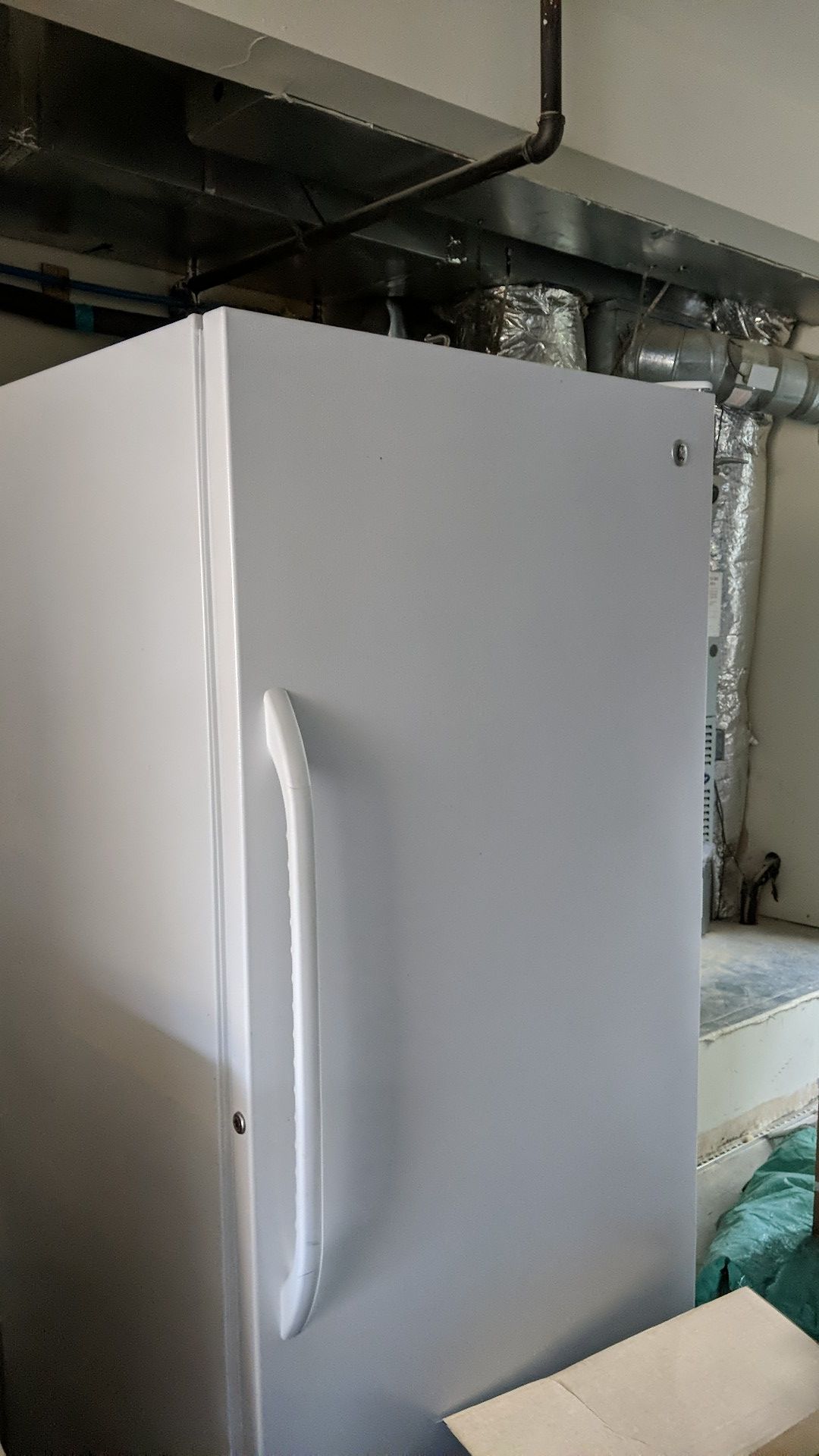 Upright freezer