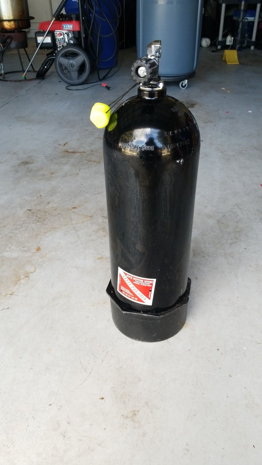 Scuba tank aluminum