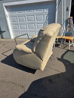 Recliner Seat
