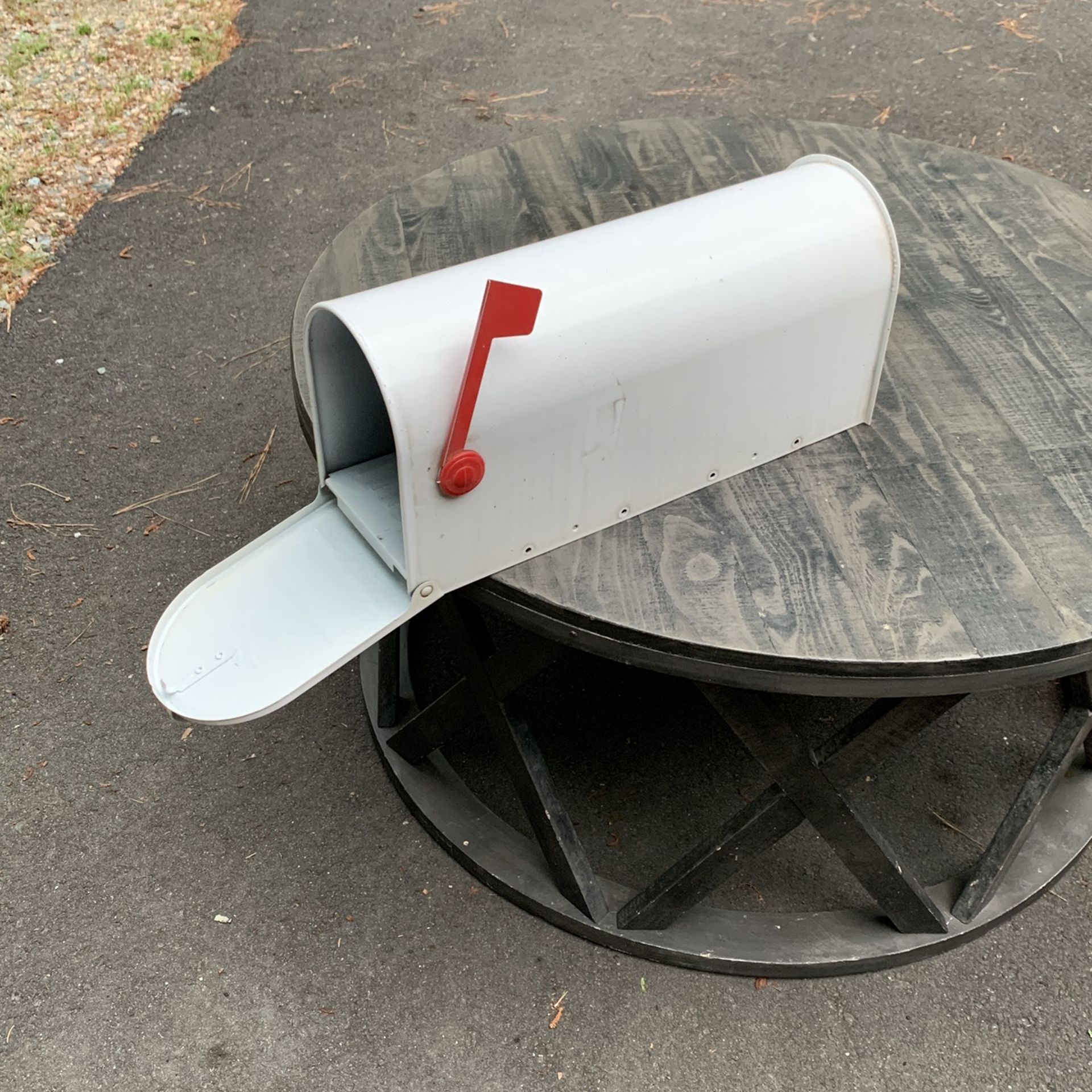 U.S. Official Mail Letter Box