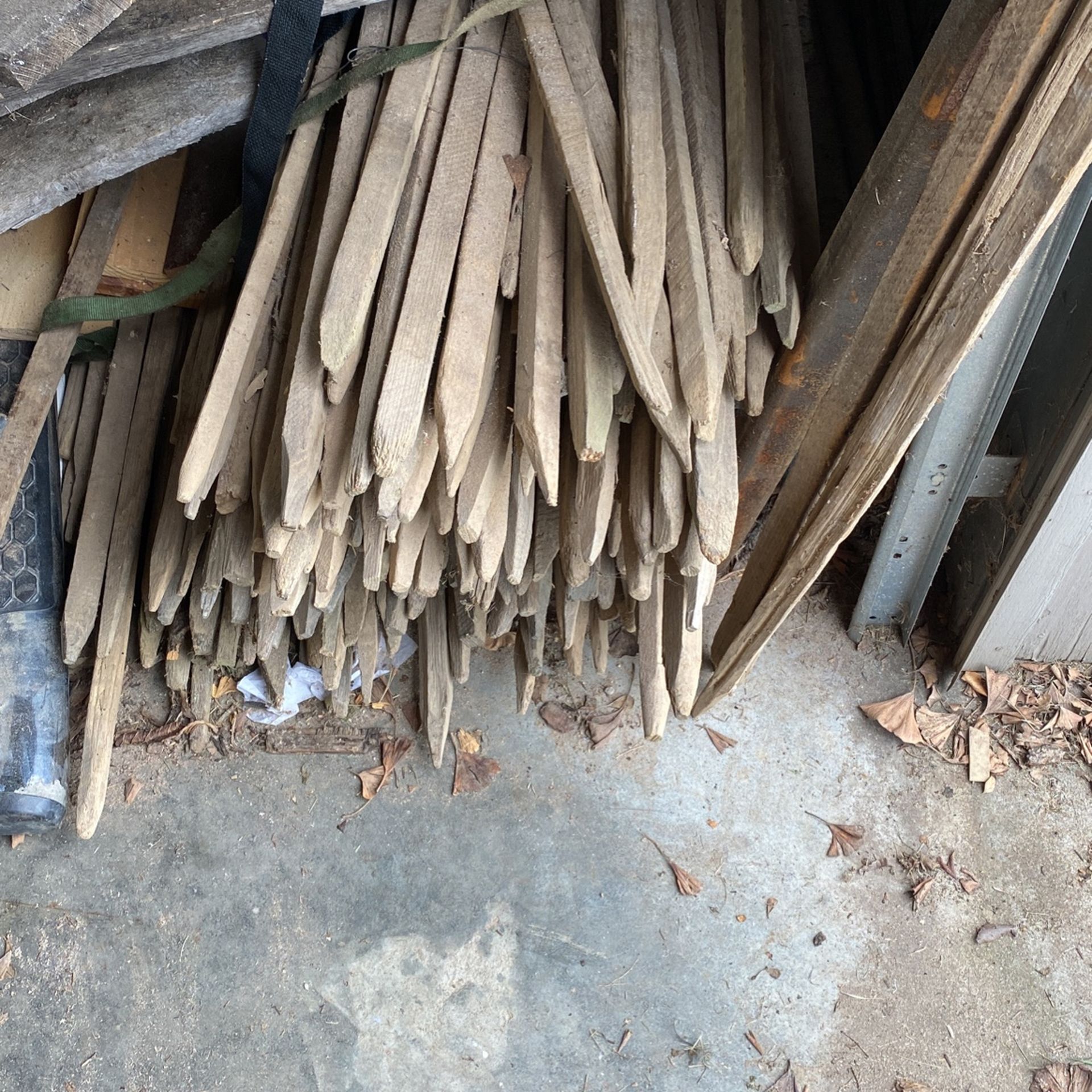 Tobacco Sticks #20 Per Bundle 