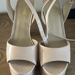 MICHAEL KORS Women Shoe’s Size 6.5
