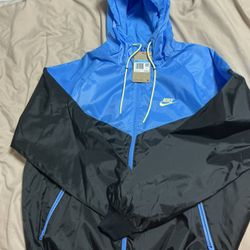 NEVER WORN Blue & Black Nike Windbreaker Size M