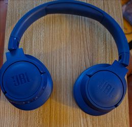 JBL On-Ear Headphones Blue