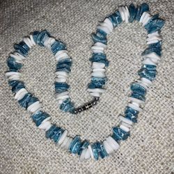 Stone Necklace White And Green Stones