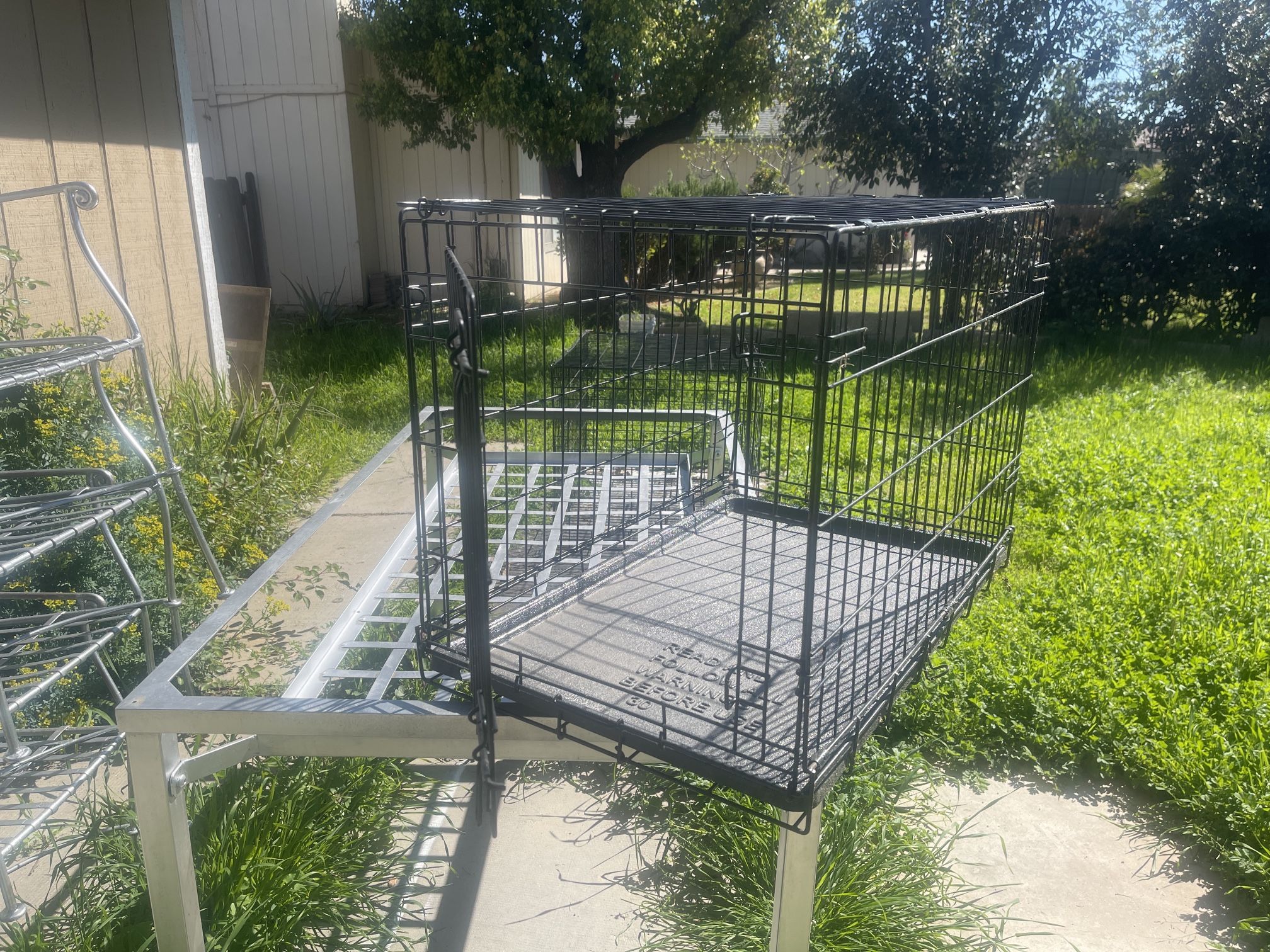 2 Dog cage. 2 Sale