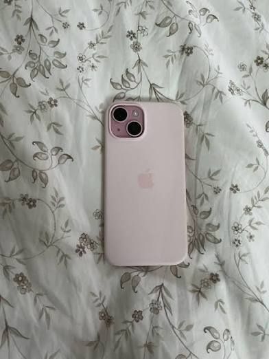 iPhone 15 Pink 128gb