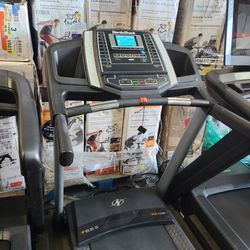Nordictrack T6.5 treadmill- 10% incline 10mph max speed   - 399$ - 