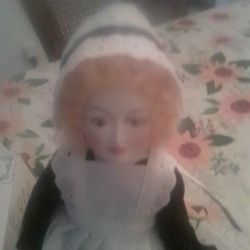 Royal Doulton Nisbet. Collection Doll 20.00