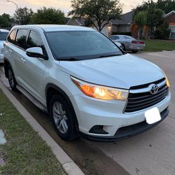 2016 Toyota Highlander