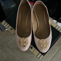 Flat Tory Burch Shoe