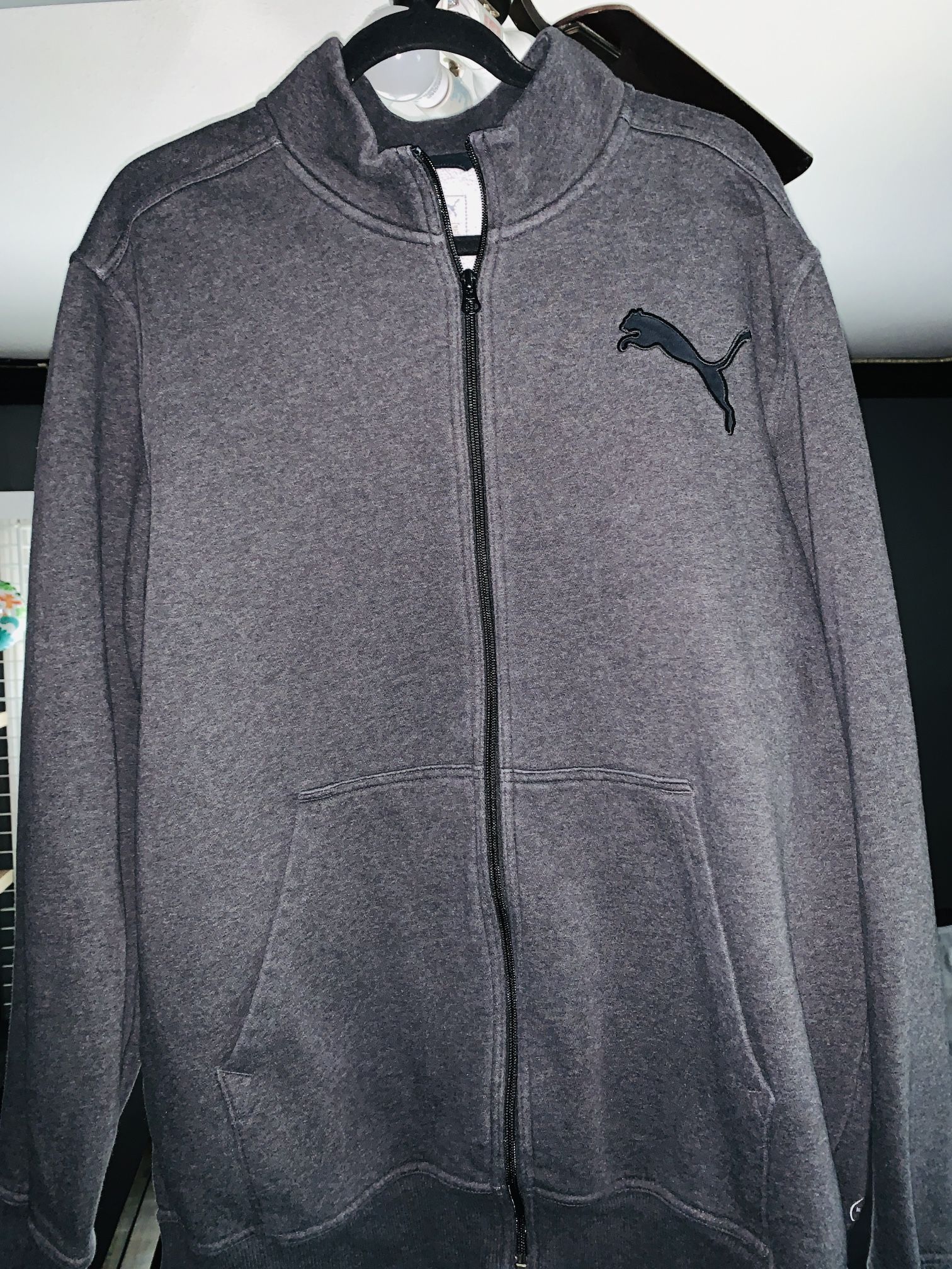 2 XL Puma Zip Up Sweater