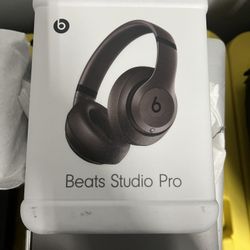 Beats Studio Pro 