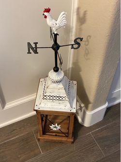Knott’s Berry Farm Display Rooster Weather Vane decorative Lantern candle holder
