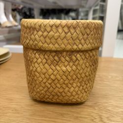 Cement Floral Pot New 