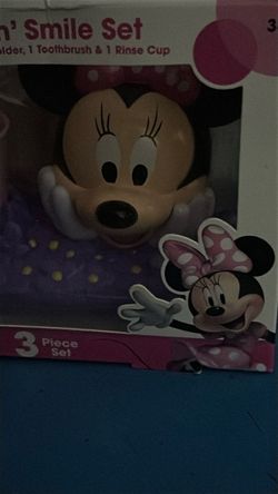 Disney Minnie Mouse Stylin' Smile Set