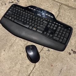 Logitech Wireless Keyboard And Mouse 