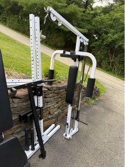 Body Solid Gym