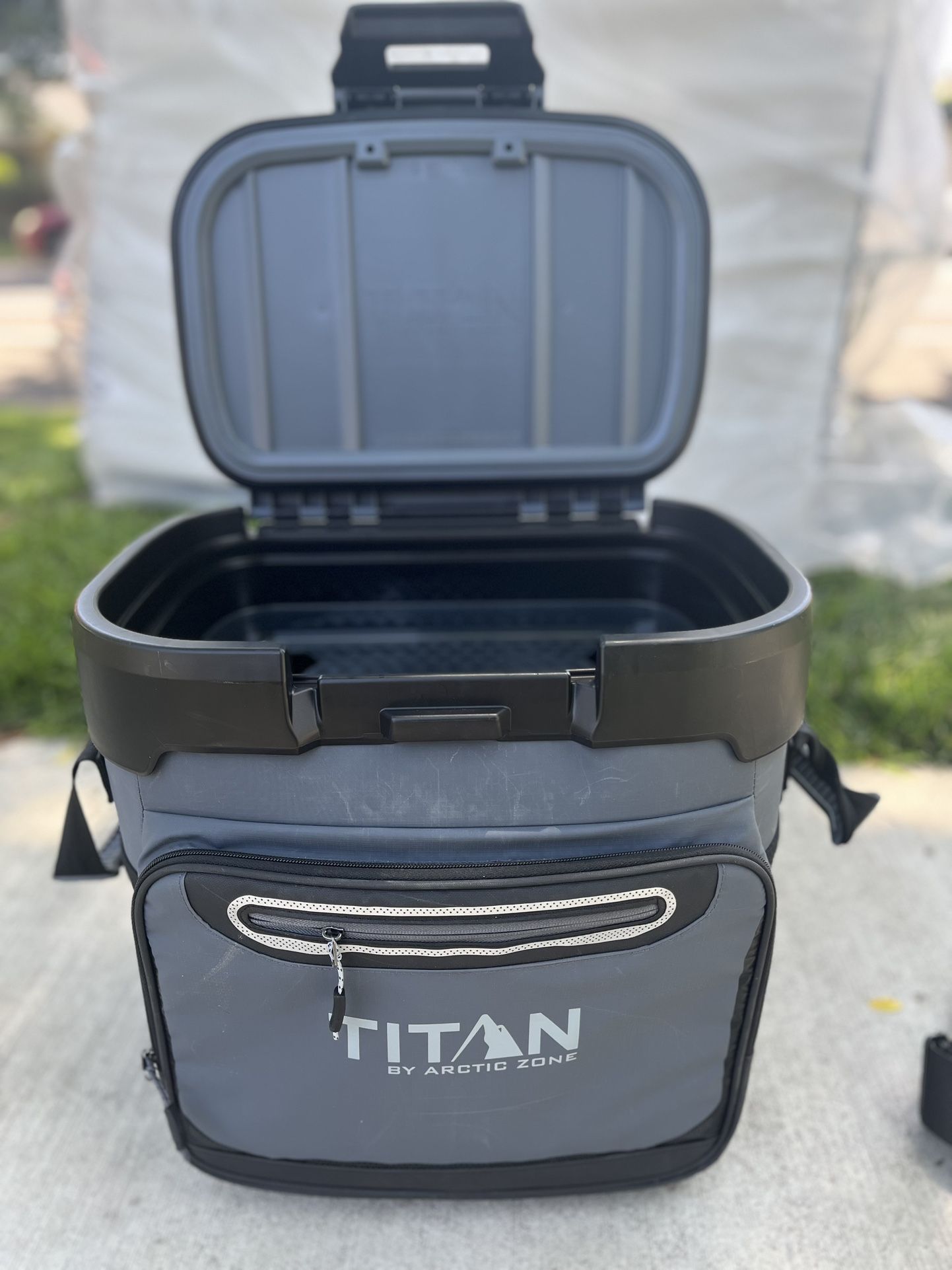 Cooler