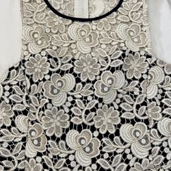 Like New Club Monaco Dress Mini Cream Gold Metallic Floral Crochet Lace