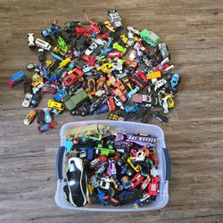 Over 200 hotwheels , die cast  , most hotwheels  lot.