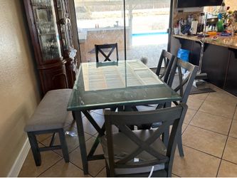 Dining set