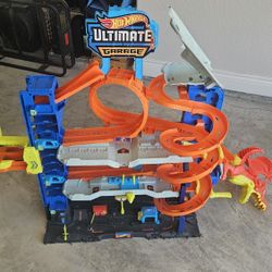 Hot Wheels Ultimate Garage 