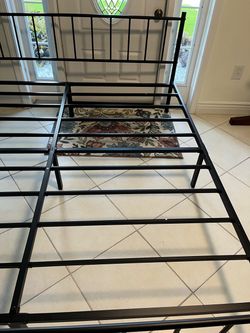King bed platform with headboard and footboard 76x 80 x12 high Headboard 36 inches high