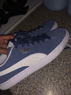 Barely worn puma suede!!! Size 9 $40 obooo