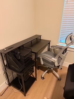 Mesa para Computadora o oficina con silla
