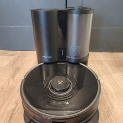 Roborock S7+ Robot Vacuum and Mop Combo with Auto empty dock