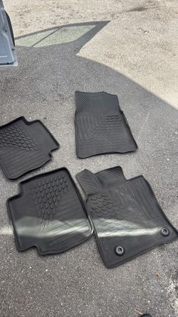 Tapetes para Toyota Camry originales