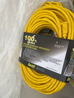 Extensión cord 100 ft 12 Guage