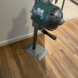 Embroidering Cutting Machine