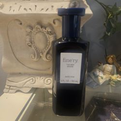 The Finery Perfume ~Perfect For Valentines Day 