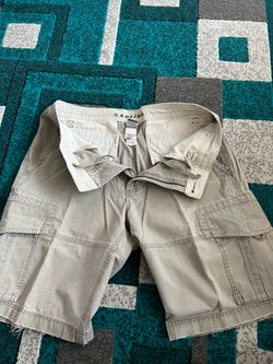 VTG North Face A5 Series cargo shorts, likely beige sz 36 mens. Distressed hem see pics