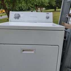 Estate Heavy Duty Super Capacity Dryer 