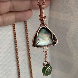 Handmade wire Wrapped Pendant 