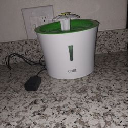 Cat It Drinking Fountain
