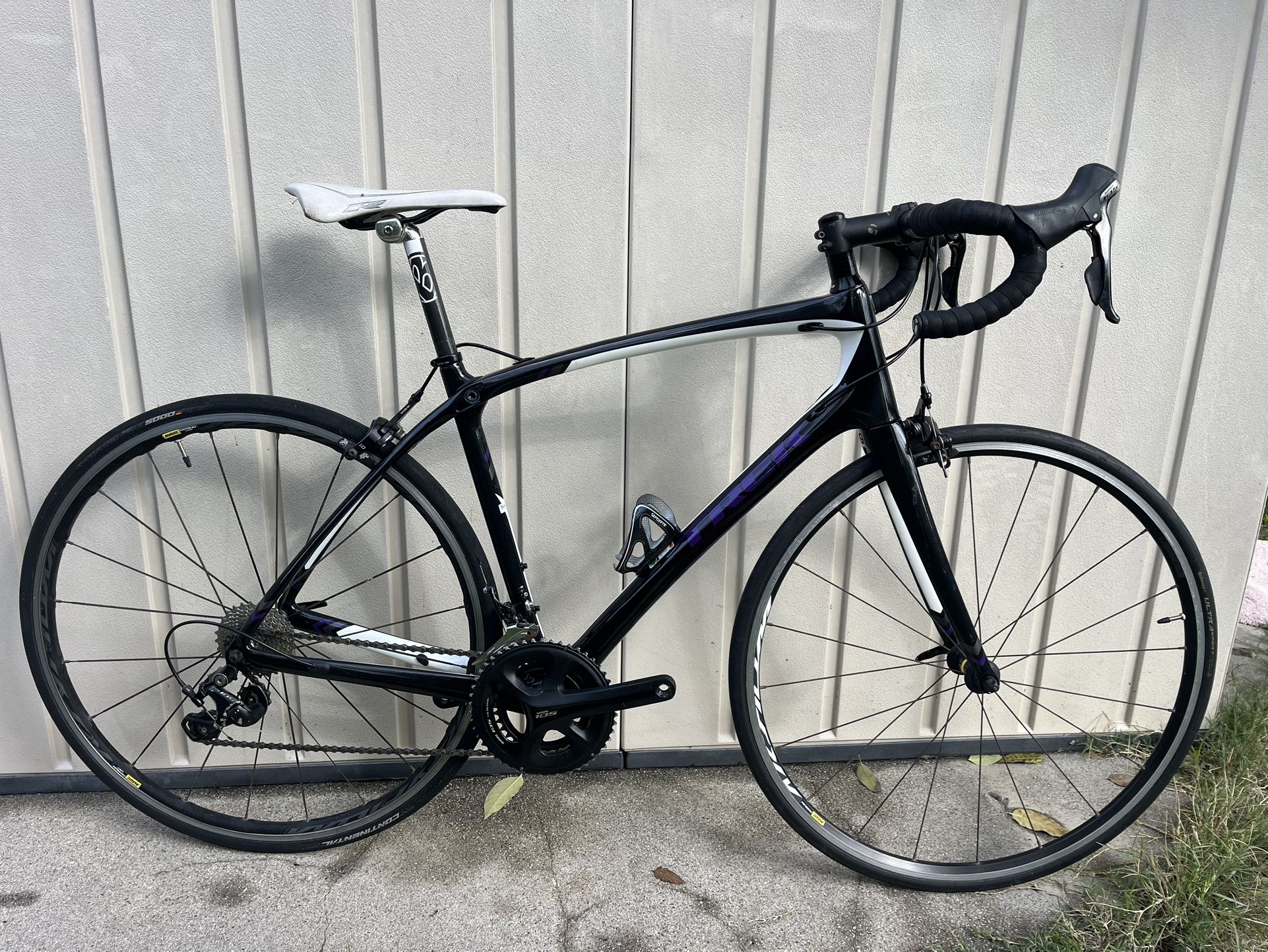 Trek A Carbon Road Bike Medium 54cm! Very Nice! 