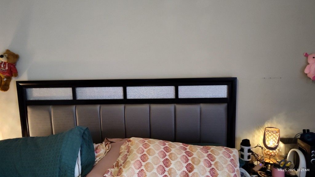 Modern King Size Bed (No Mattress) CASH ONLY