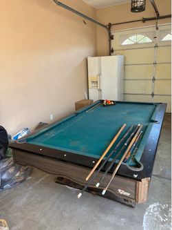 Free pool table